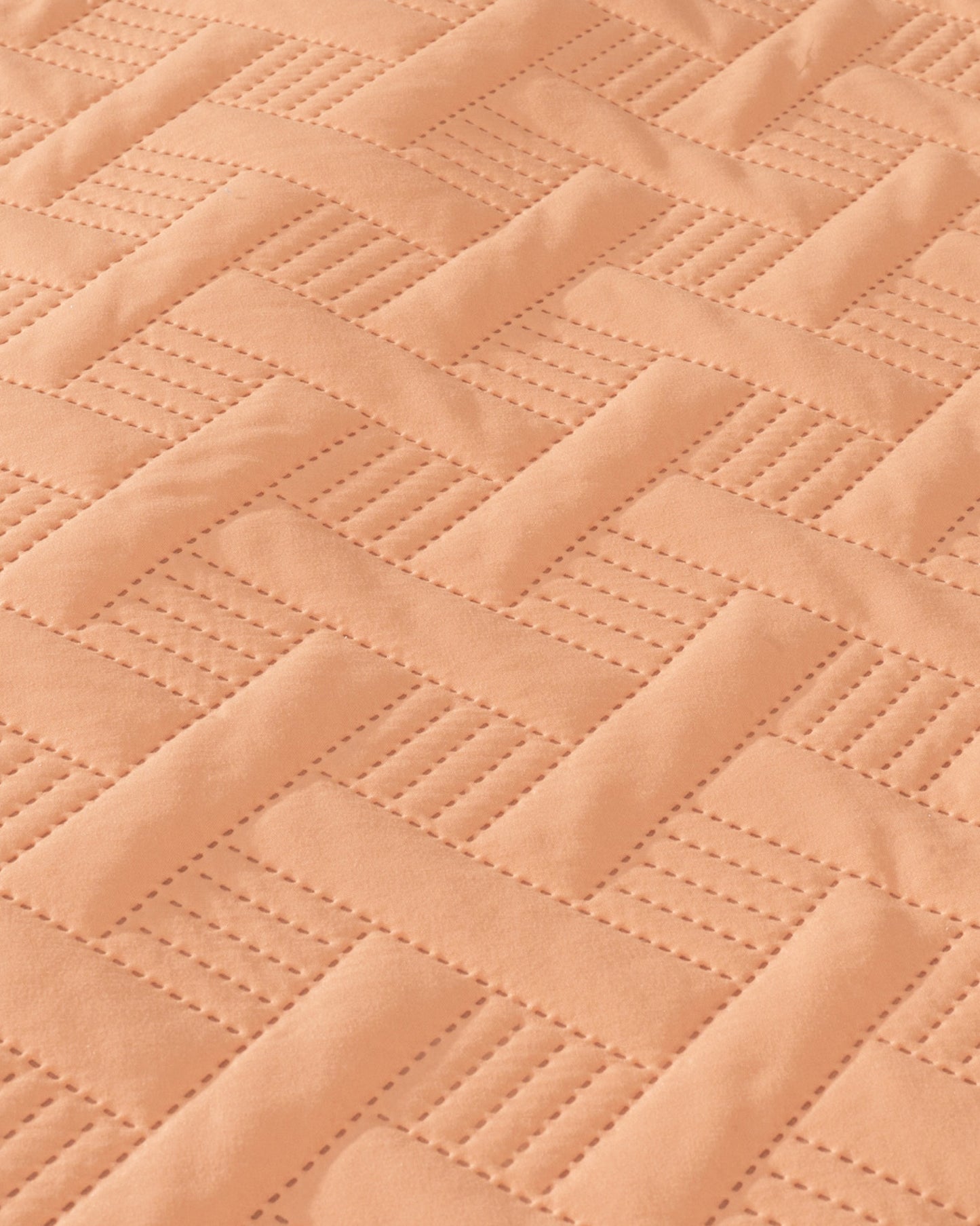 Bondad Ultra-Light Reversible Quilted Coverlet – Peach/Gray (Full/Queen & King)