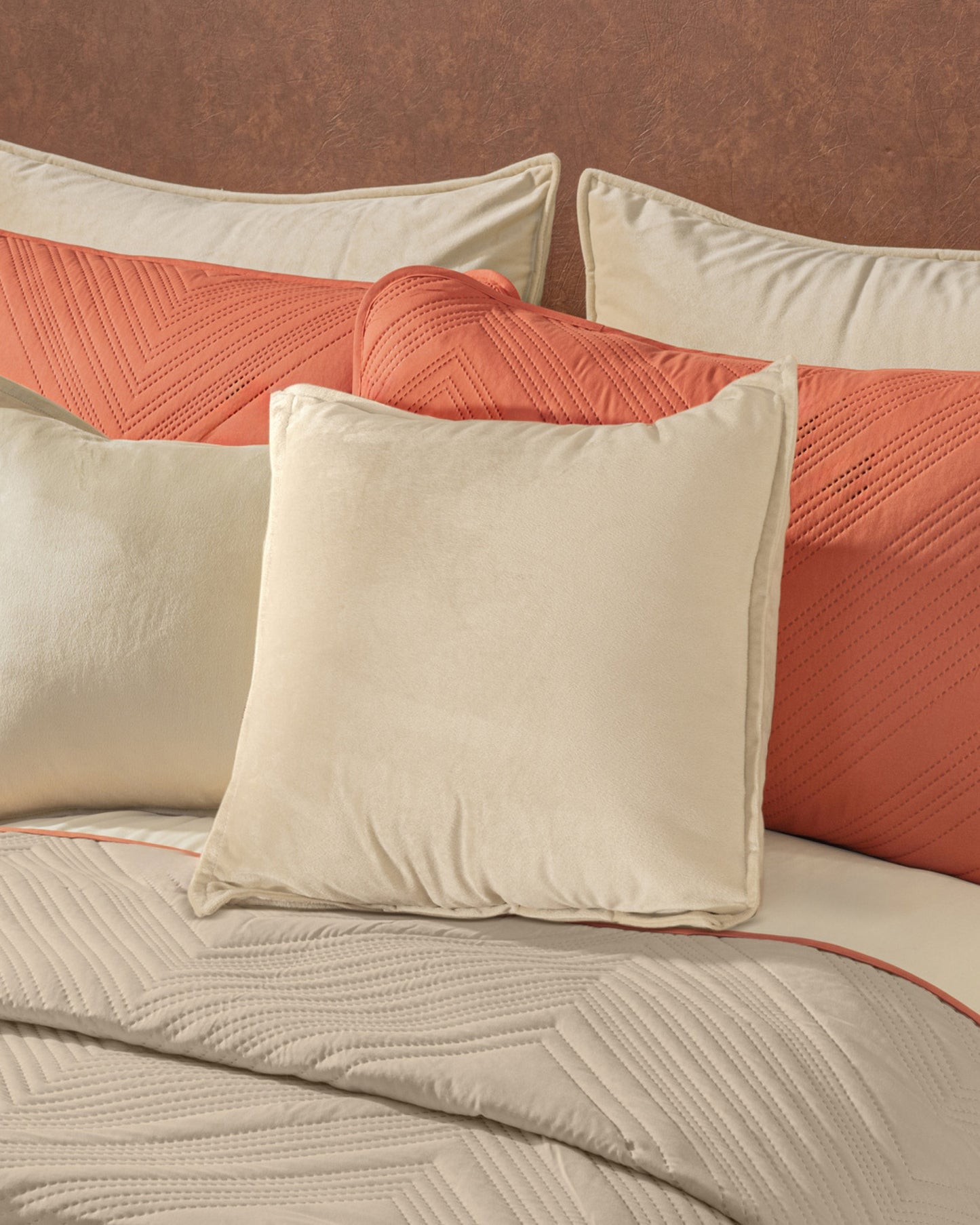 Tierra Ultra-Soft Reversible Comforter Set – Taupe & Terracotta (Full/Queen & King)